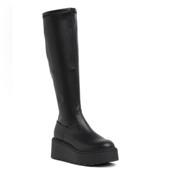 Shoes - Tall black boots euro size 39 or US 8 VGUC
